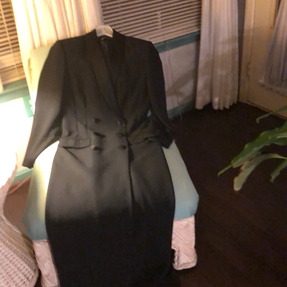 Dress - Picture 6 of 6